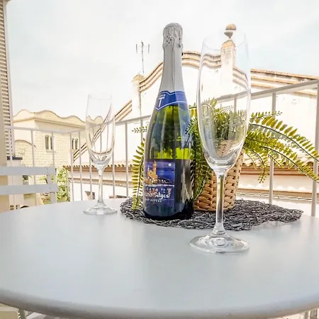 Happy Diamond By Hello Homes Sitges