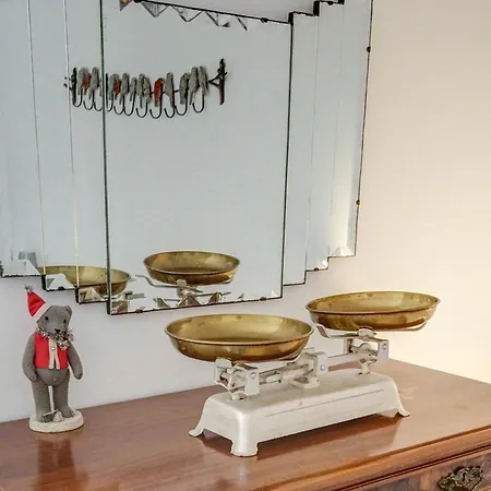 Happy Diamond By Hello Homes *