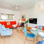 Happy Diamond By Hello Homes