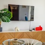 Апартаменти Happy Diamond By Hello Homes Сіджас