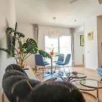 Happy Diamond By Hello Homes Сіджас