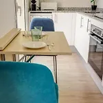 Happy Diamond By Hello Homes Апартаменти *