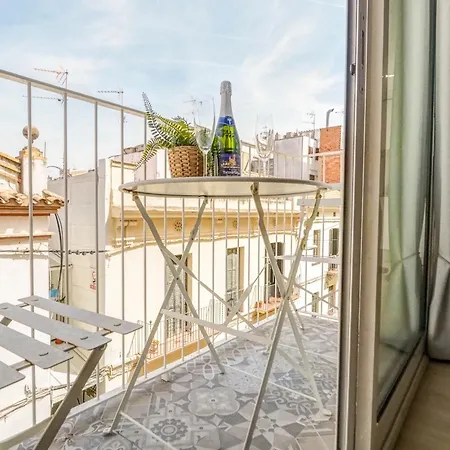 Happy Diamond By Hello Homes Apartment