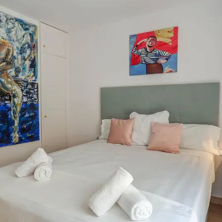 Happy Diamond By Hello Homes Sitges