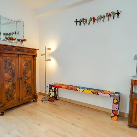 Happy Diamond By Hello Homes 锡切斯