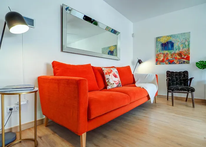 Happy Diamond By Hello Homes