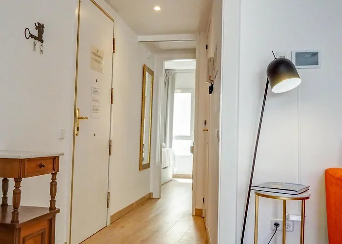 Happy Diamond By Hello Homes 锡切斯