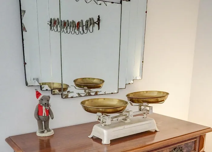 Happy Diamond By Hello Homes *