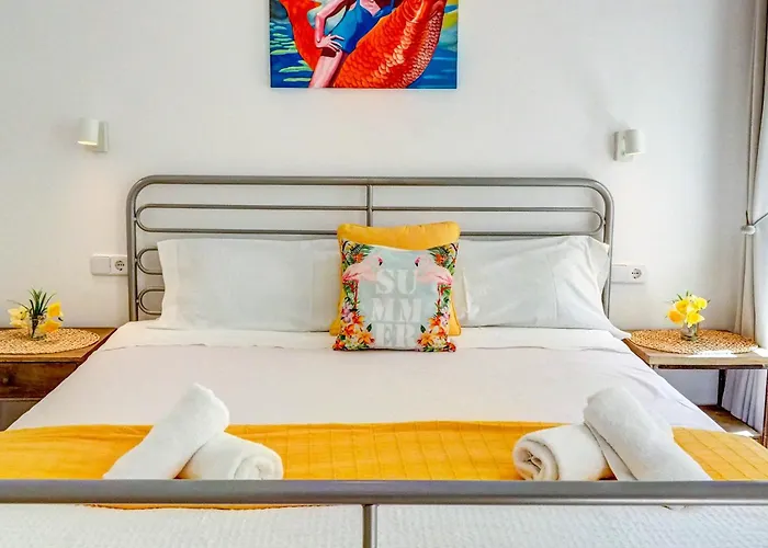 Happy Diamond By Hello Homes